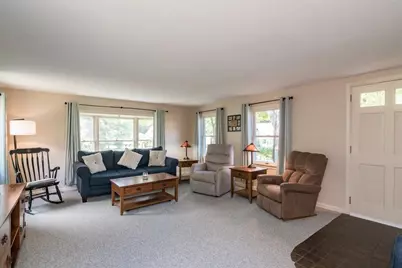 2 Lakeview Ave, Granby, MA 01033 - Photo 19