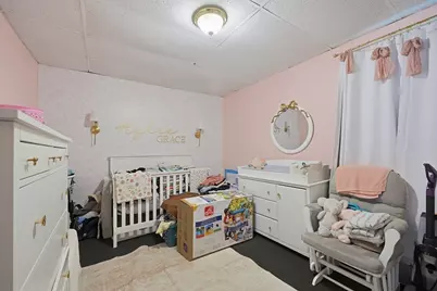 126 Princeton St, New Bedford, MA 02745 - Photo 9