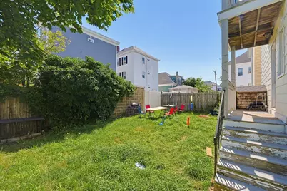 126 Princeton St, New Bedford, MA 02745 - Photo 13