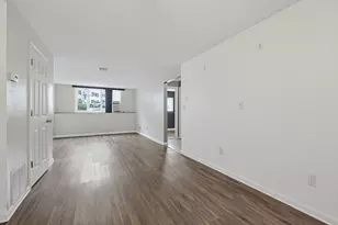 5455 N Main St, Fall River, MA 02720 - Photo 15