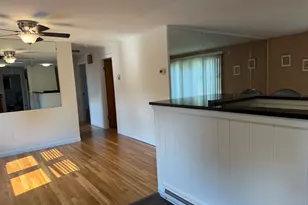 585 Burncoat, Worcester, MA 01606 - Photo 5