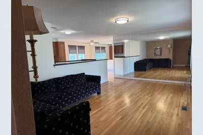 585 Burncoat #1, Worcester, MA 01606 - Photo 7