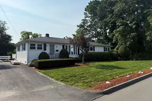 585 Burncoat, Worcester, MA 01606 - Photo 1