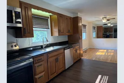 585 Burncoat #1, Worcester, MA 01606 - Photo 3