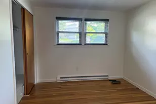 585 Burncoat, Worcester, MA 01606 - Photo 11