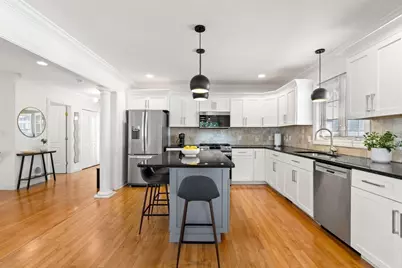 27 Hillock St, Boston, MA 02131 - Photo 9