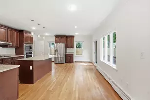 8 Wilson St, Wellesley, MA 02482 - Photo 7