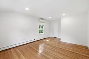 8 Wilson St, Wellesley, MA 02482 - Photo 29