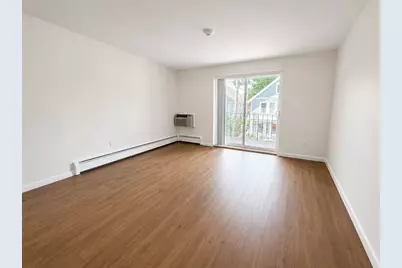 350 Highland Ave #L2, Everett, MA 02148 - Photo 3