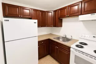 350 Highland Ave, Everett, MA 02148 - Photo 1
