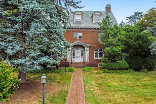 165 Berkeley St, Methuen, MA 01844 - Photo 1