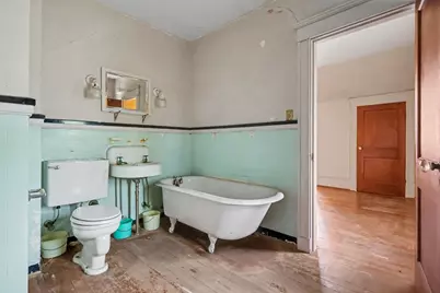 165 Berkeley St, Methuen, MA 01844 - Photo 33