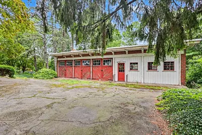 165 Berkeley St, Methuen, MA 01844 - Photo 7
