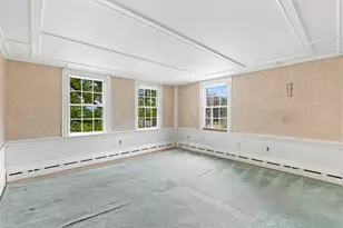 19 Eastern Ave, Essex, MA 01929 - Photo 3