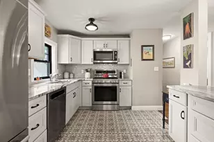 30 Jordan, Chelmsford, MA 01863 - Photo 3