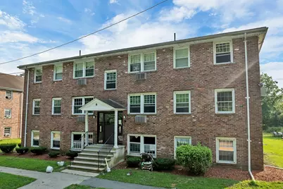 8 Carriage Hill Rd #17, Amesbury, MA 01913 - Photo 1