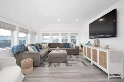 8 Green St, Wareham, MA 02558 - Photo 9