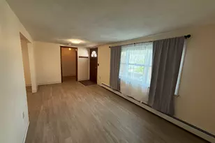 54 Pleasant St, Wareham, MA 02571 - Photo 5