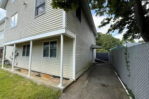 54 Pleasant St, Wareham, MA 02571 - Photo 17