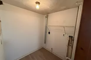 54 Pleasant St, Wareham, MA 02571 - Photo 7