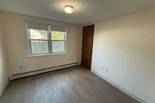 54 Pleasant St, Wareham, MA 02571 - Photo 15
