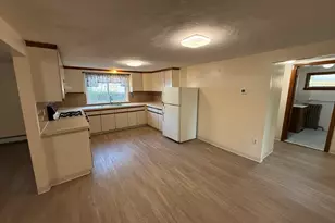 54 Pleasant St, Wareham, MA 02571 - Photo 7