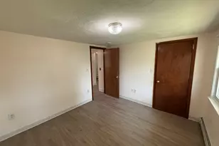 54 Pleasant St, Wareham, MA 02571 - Photo 11