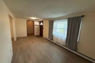 54 Pleasant St, Wareham, MA 02571 - Photo 5