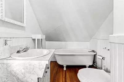 21 Salisbury St, New Bedford, MA 02744 - Photo 23