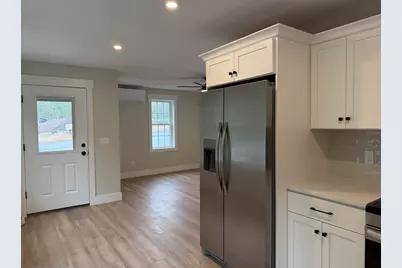 480 Wareham St #14, Middleborough, MA 02346 - Photo 3