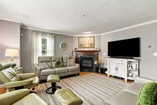 1284 County St, Attleboro, MA 02703 - Photo 17