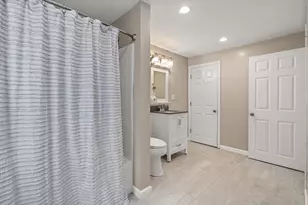 6 Tyler St, Boston, MA 02136 - Photo 21