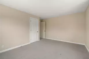 6 Tyler St, Boston, MA 02136 - Photo 17