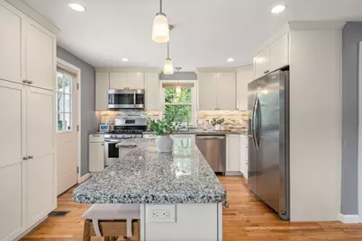 6 Tyler St, Boston, MA 02136 - Photo 13