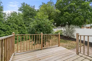 6 Tyler St, Boston, MA 02136 - Photo 25