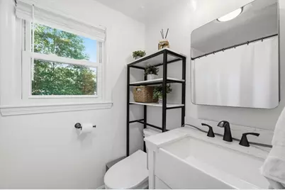 668 Summer St, Rockland, MA 02370 - Photo 17