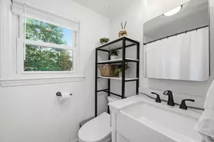 668 Summer St, Rockland, MA 02370 - Photo 17