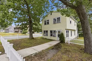 107 Pond St, Rockland, MA 02370 - Photo 33
