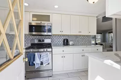107 Pond St, Rockland, MA 02370 - Photo 17