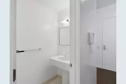 88 Kingston St #7C, Boston, MA 02111 - Photo 17