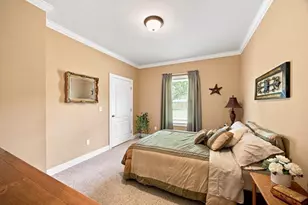 135 Lancaster Dr, Agawam, MA 01001 - Photo 19