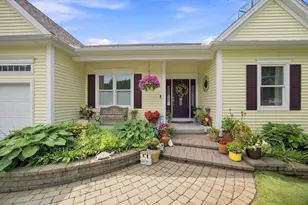 135 Lancaster Dr, Agawam, MA 01001 - Photo 5