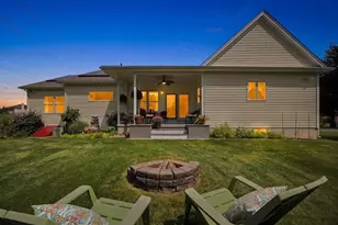 135 Lancaster Dr, Agawam, MA 01001 - Photo 41