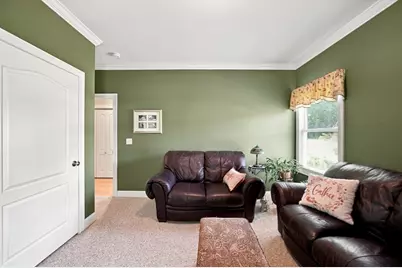 135 Lancaster Dr, Agawam, MA 01001 - Photo 19