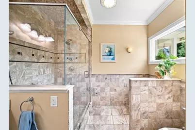 135 Lancaster Dr, Agawam, MA 01001 - Photo 17
