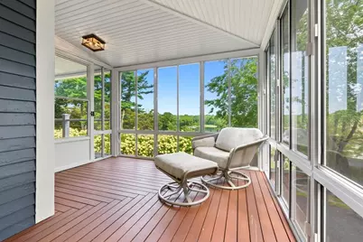 6 Pew Ave, Gloucester, MA 01930 - Photo 9