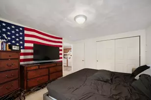 127 Maple St, Attleboro, MA 02703 - Photo 25