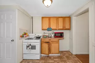 694 Merrimack St, Lowell, MA 01854 - Photo 29
