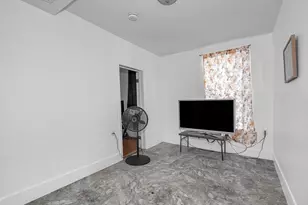 694 Merrimack St, Lowell, MA 01854 - Photo 15
