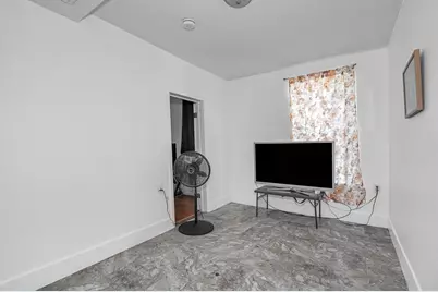 694 Merrimack Street, Lowell, MA 01854 - Photo 15